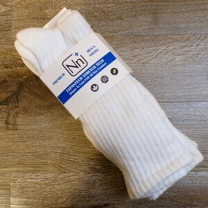 No nonsense Men's NWT Cushioned Crew Socks 3 Pair White Size 6 -15 USA